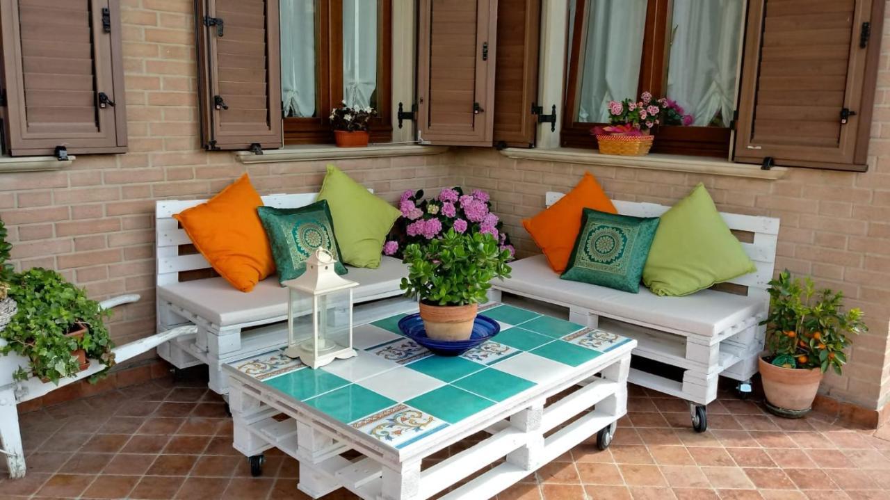 B&B Mikigio Mondavio Exterior foto